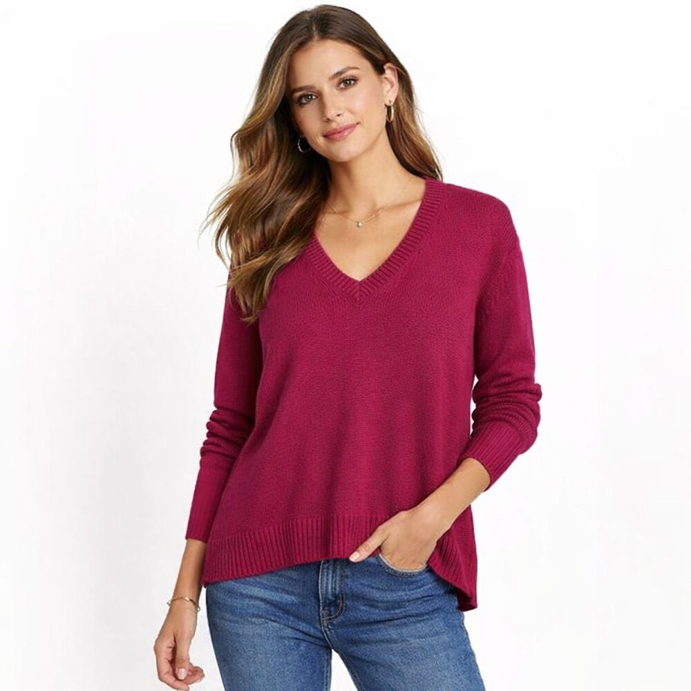 St. John’s Bay pink V neck sweater size L